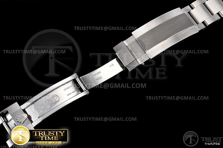 0709 ROLSUB0295B – Submariner Compact 1043